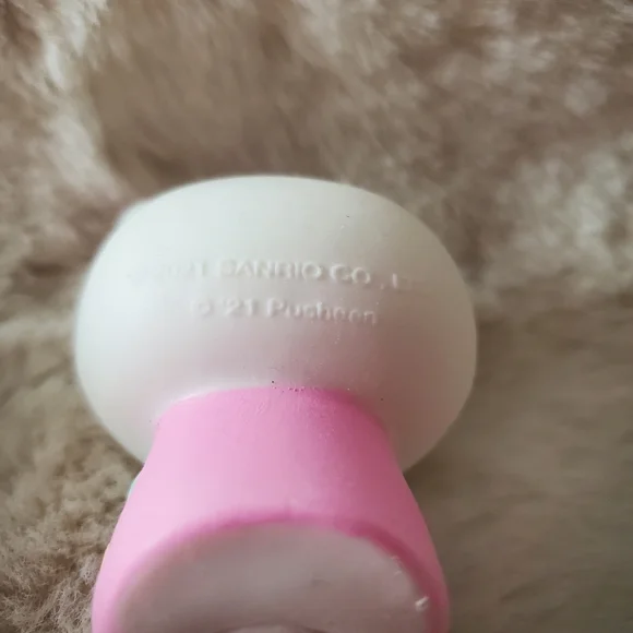 Hello Kitty Mini Squishies - Picture 3 of 6